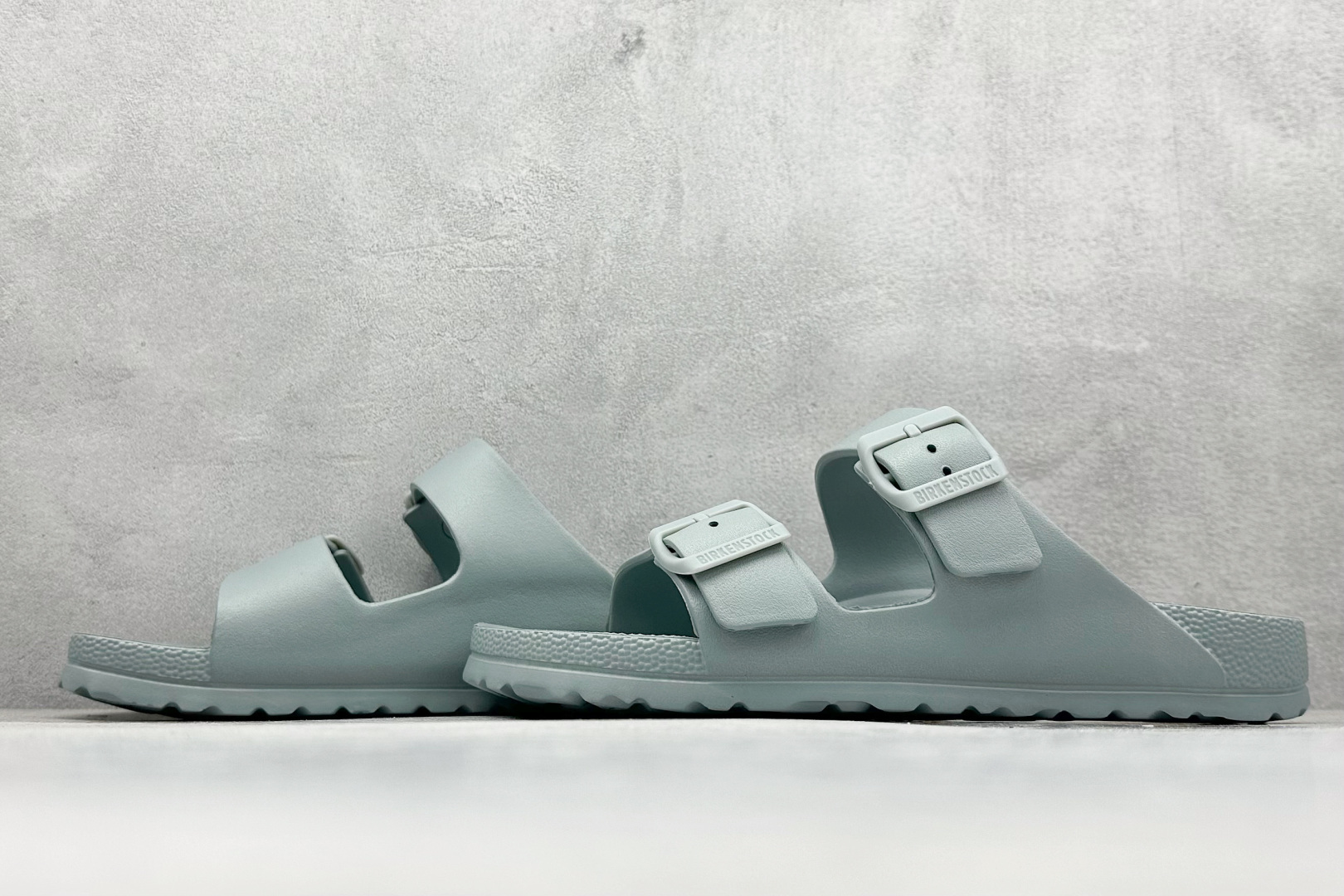 图片[5]-J版Birkenstock 博肯/EVA 双扣拖鞋凉鞋 大厂出品 夏季走量必备爆款🔥超轻发泡大底 整鞋十分轻便 尺码：36 37 38 39 40 41 42 43 44 45 46-选品中心