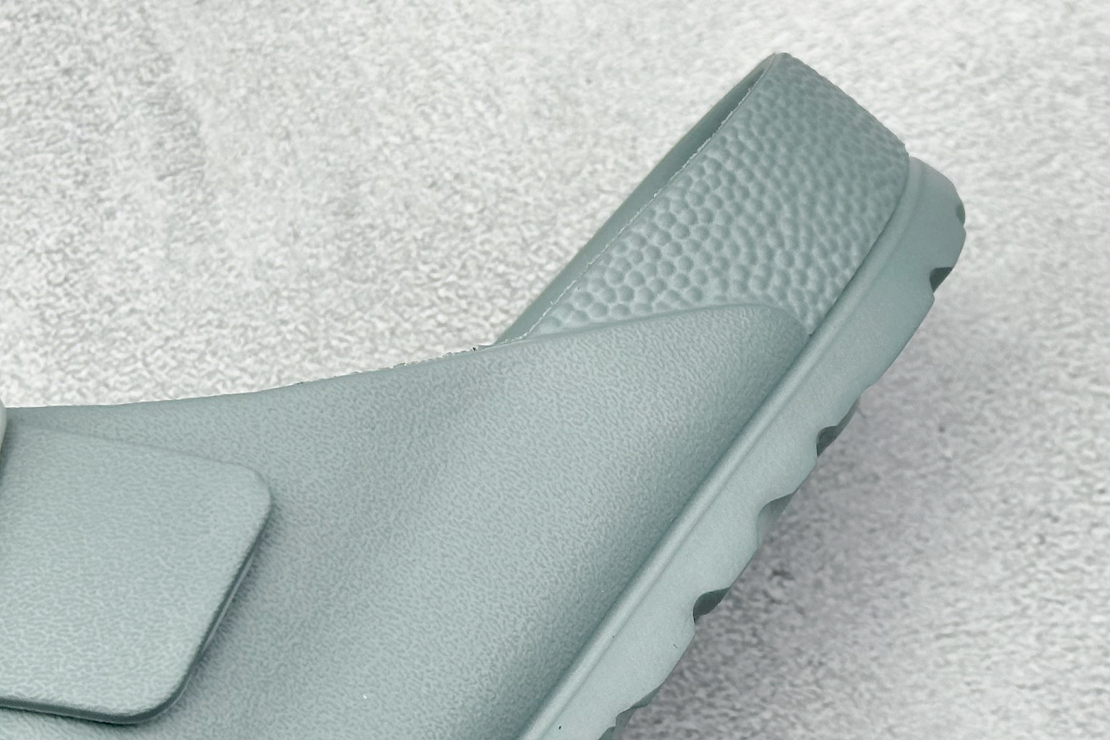 图片[9]-J版Birkenstock 博肯/EVA 双扣拖鞋凉鞋 大厂出品 夏季走量必备爆款🔥超轻发泡大底 整鞋十分轻便 尺码：36 37 38 39 40 41 42 43 44 45 46-选品中心