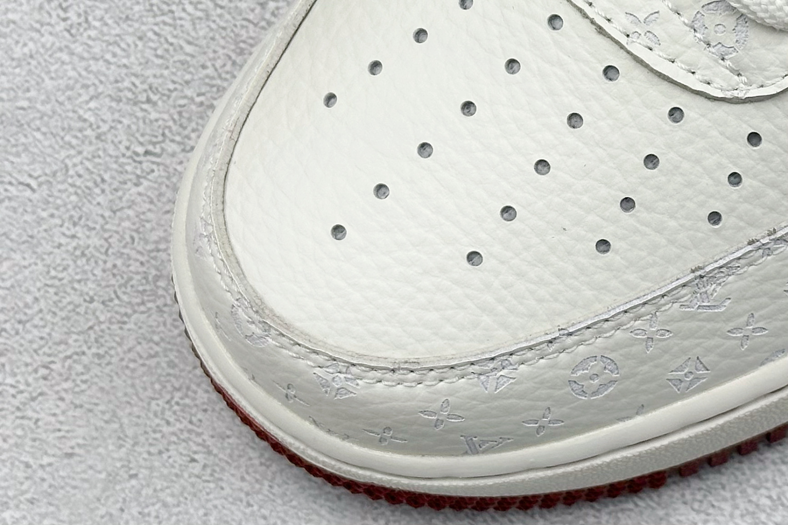 图片[7]-SC版Nike Air Force 1\’07 Low LV联名 白红 空军一号低帮休闲板鞋  #原楦头原纸板 原装鞋盒 原厂鞋底 超高清洁度 细节完美  货号：LW9279-015 尺码：36 36.5 37.5 38 38.5 39 40 40.5 41 42 42.5 43 44 44.5 45-选品中心