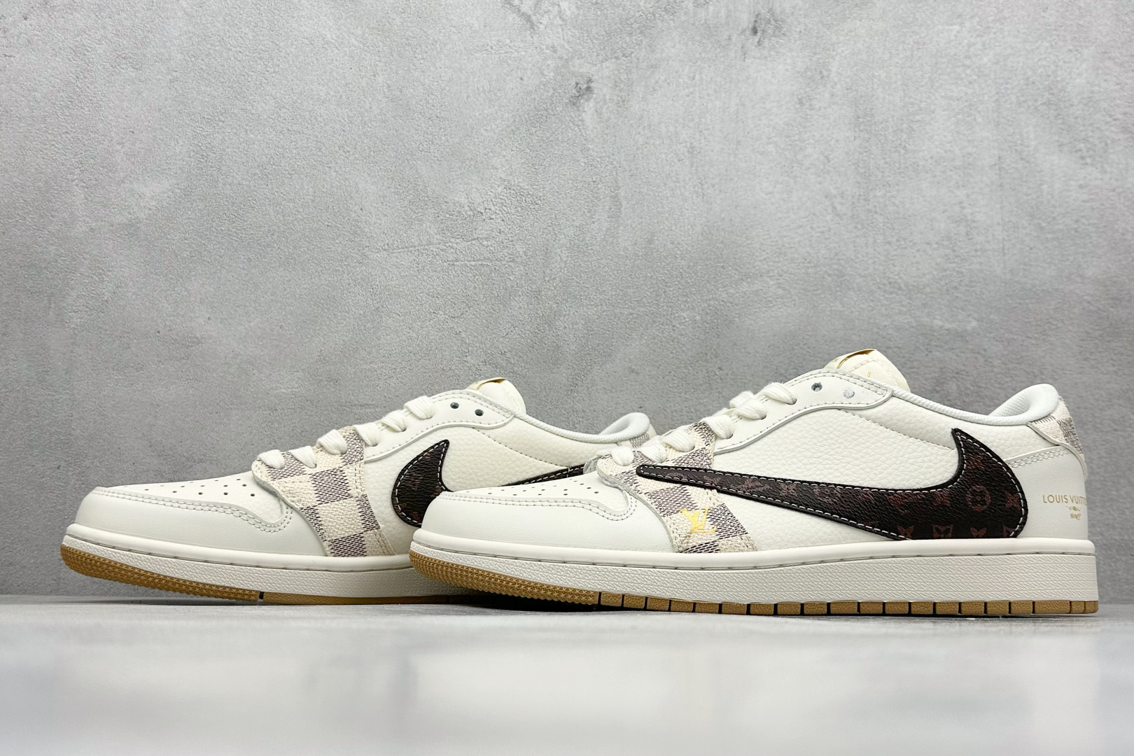 280 XC版Travis Scott x Fragment Design x Air Jordan 1 Low OG SP AJ1 乔1 LV联名 米棕方格 低帮文化休闲板鞋 XS7089-617