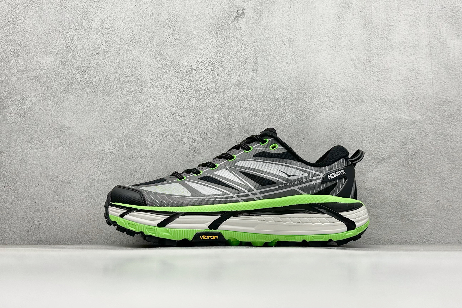 BF版 Hoka One One Mafate Speed 2 玛法特二代 低帮厚底轻量户外运动鞋 同源原厂eVent机能透气针织鞋面 原装轻量化材料Fresh Foam超轻量中底 全部用料过3C认证 滚动平衡科技减少33%能量消耗 货号：1126851/BCKLC 尺码：36 36.5 37 38 38.5 39 40 40.5 41 42 42.5 43 44 45-选品中心