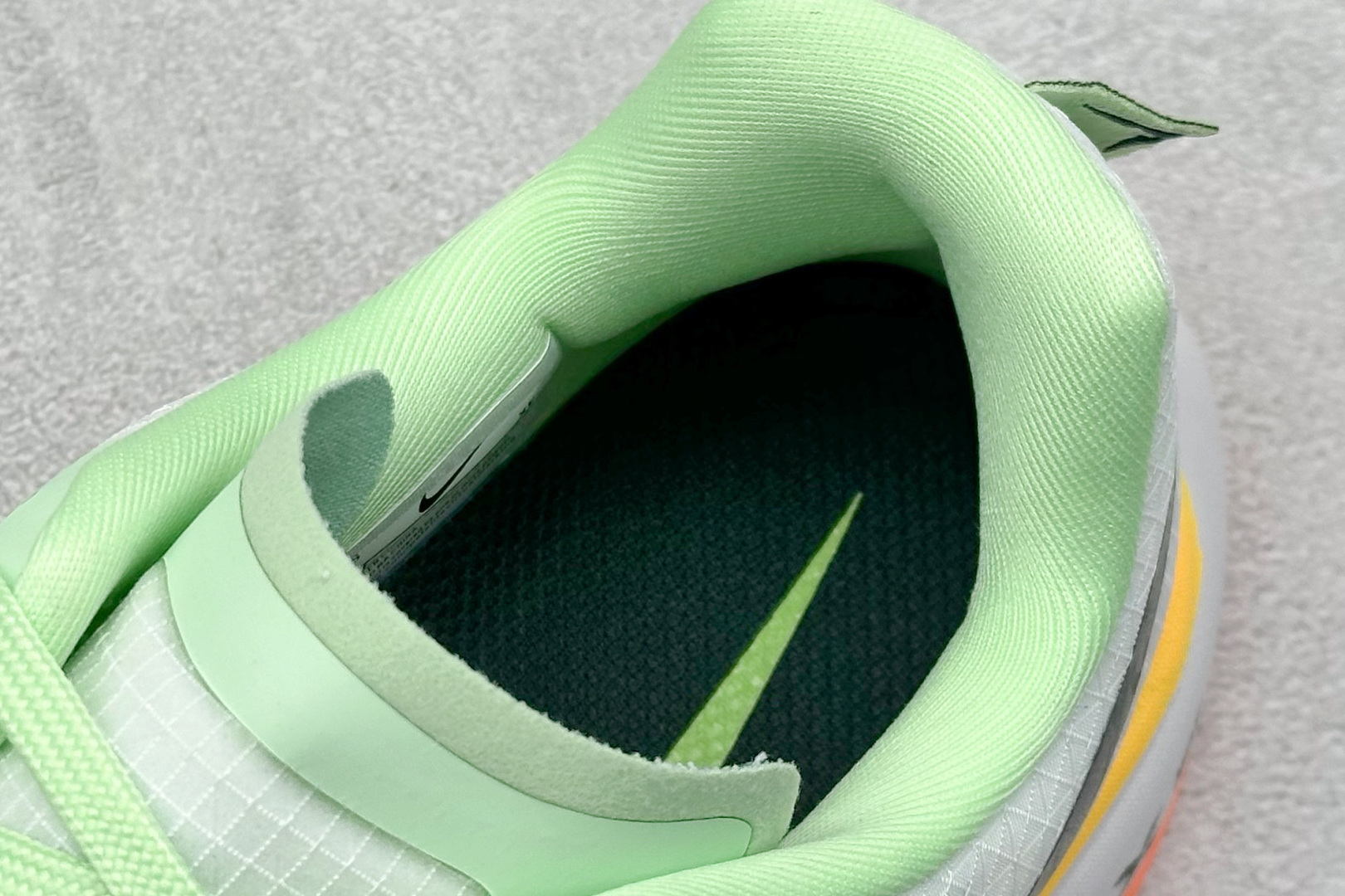 图片[8]-Nike Air Zoomx UL TRAFLY TRAIL 登月休闲运动跑步鞋 货号：DZ0489-102 尺码：36-45-选品中心