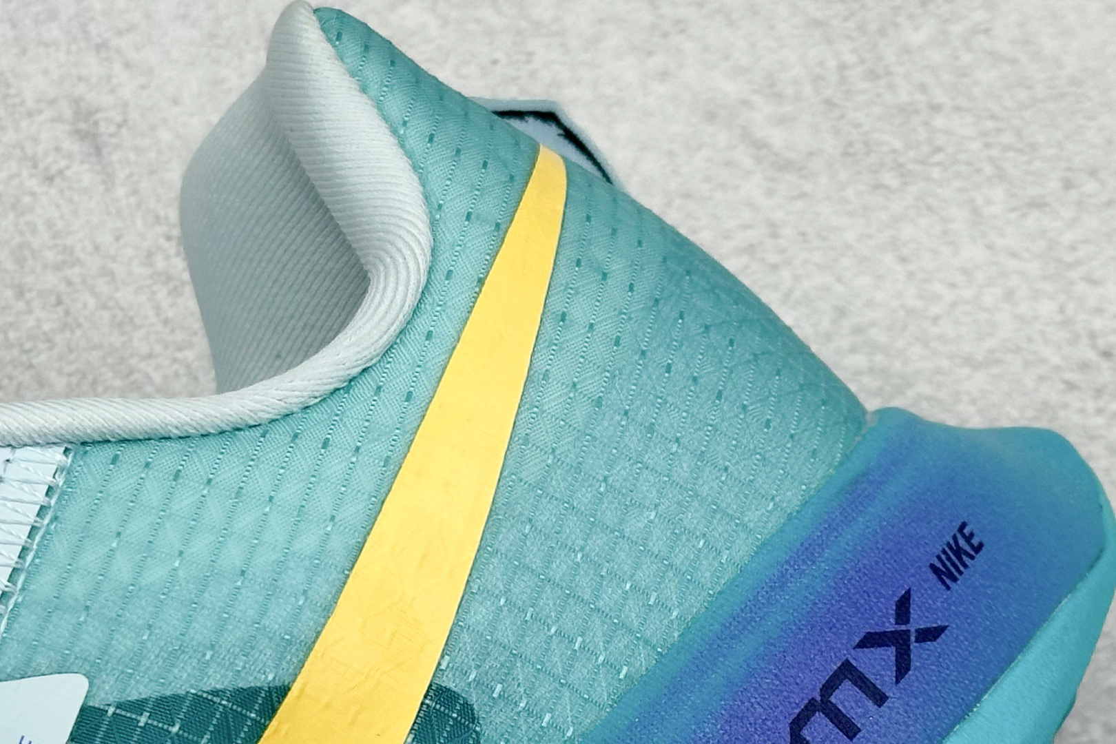 图片[9]-Nike Air Zoomx UL TRAFLY TRAIL 登月休闲运动跑步鞋 货号：DX1978-301 尺码：36-45-选品中心