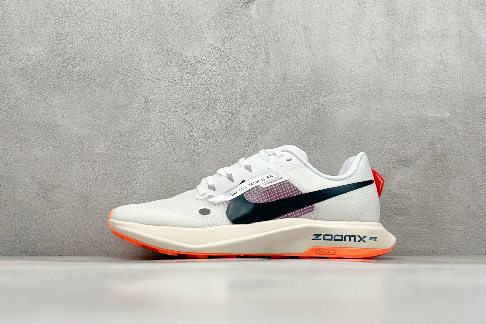 Nike Air Zoomx UL TRAFLY TRAIL 登月休闲运动跑步鞋 货号：DZ0489-101 尺码：36-45-选品中心