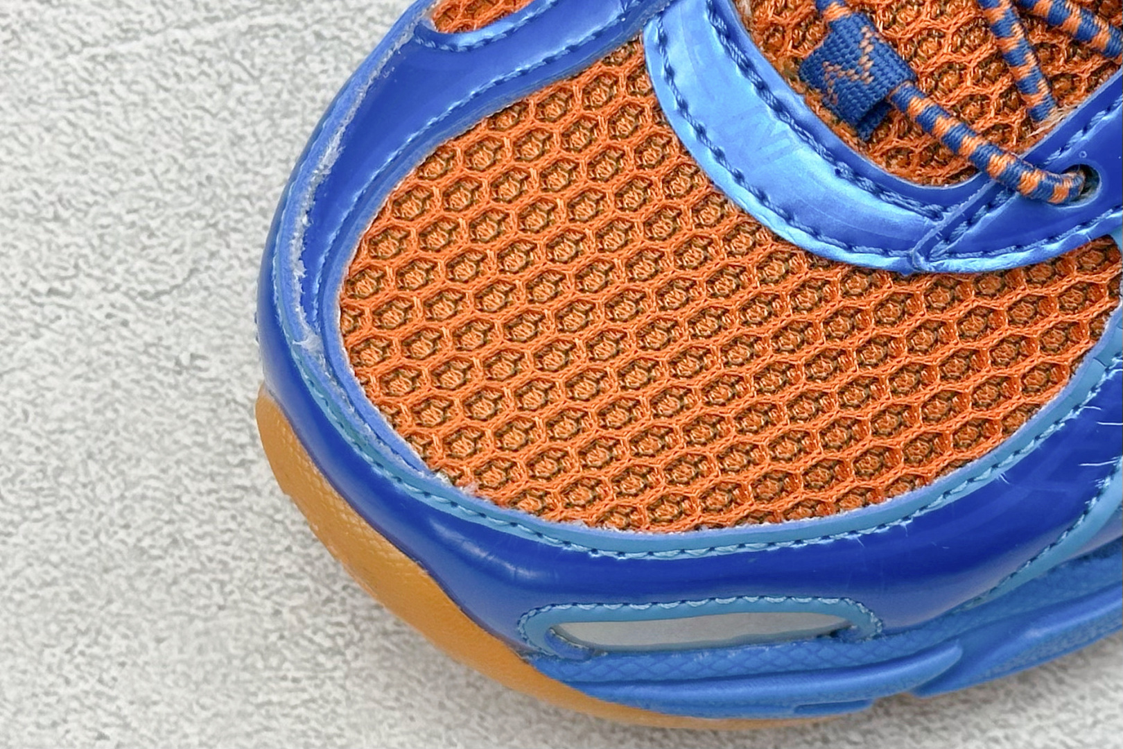 图片[7]-GW版 New Balance 740系列复古老爹风休闲运动慢跑鞋  #原盒 原吊牌 组合大底 1：1制作  货号：U740CB2 尺码：36-45-选品中心