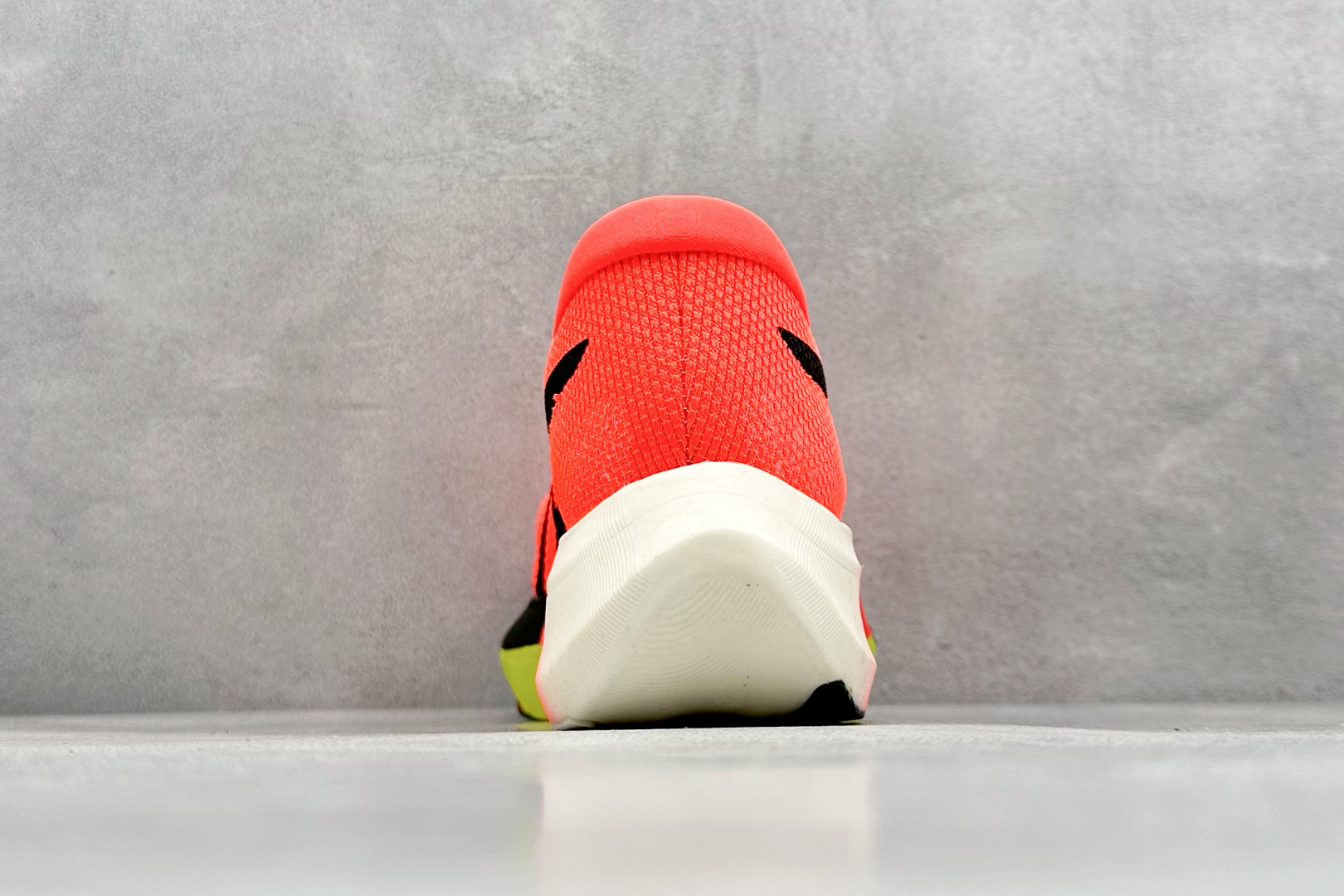 图片[6]-福利特价  ASICS亚瑟士新款METASPEED EDGE PARIS马拉松跑步运动竞速跑鞋 进口双层丝纤维工程网布鞋面,轻量舒适透气材质#升级全新缓震中底部位科技材面 货号：1013A124-600 尺码：38-45-选品中心