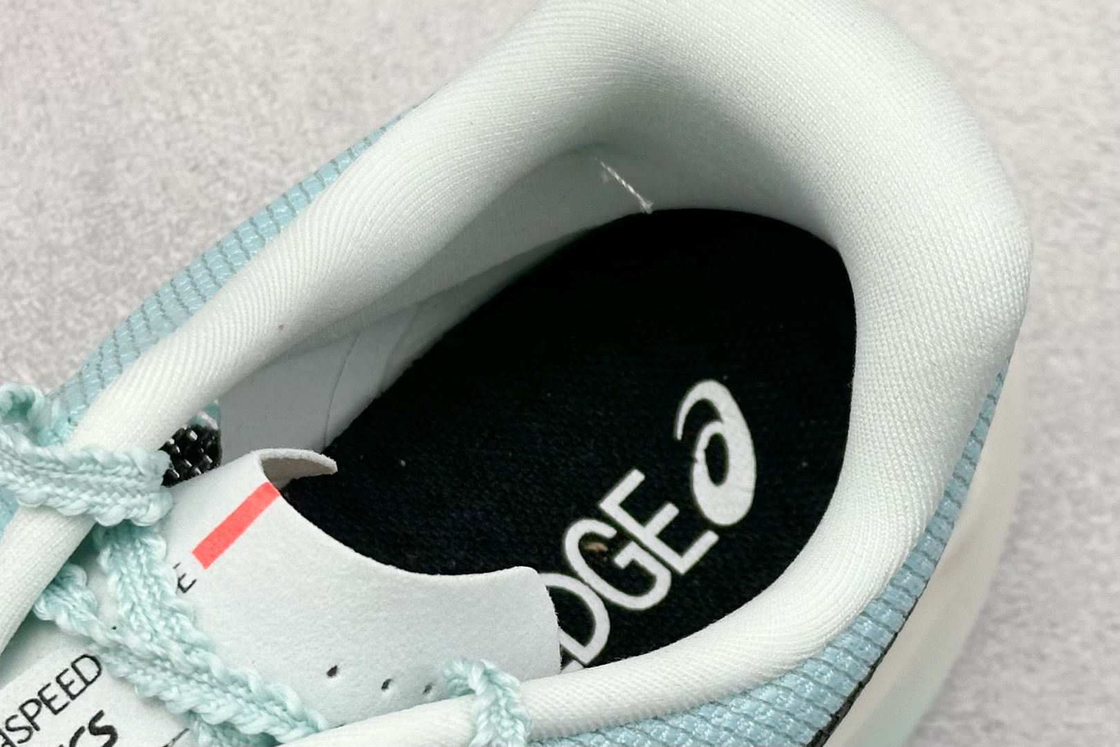 图片[8]-福利特价  ASICS亚瑟士新款METASPEED EDGE PARIS马拉松跑步运动竞速跑鞋 进口双层丝纤维工程网布鞋面,轻量舒适透气材质#升级全新缓震中底部位科技材面 货号：1013A124-400 尺码：38-45-选品中心