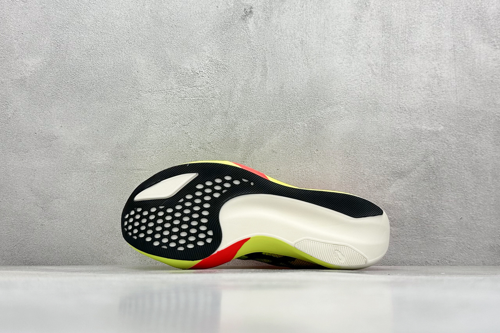 图片[4]-福利特价  ASICS亚瑟士新款METASPEED EDGE PARIS马拉松跑步运动竞速跑鞋 进口双层丝纤维工程网布鞋面,轻量舒适透气材质#升级全新缓震中底部位科技材面 货号：1013A124-750 尺码：38-45-选品中心