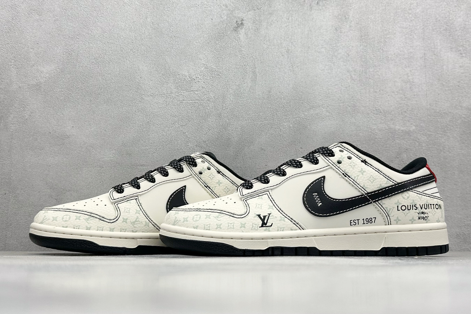 图片[5]-XC版Nike SB Dunk Low LV夜光黑底红尾 周年高端定制 低帮休闲板鞋  #定制鞋盒 大厂纯原品质出货 超高清洁度 皮料切割干净无任何毛边 细节完美 货号：YX5066-362  尺码：36 36.5 37.5 38 38.5 39 40 40.5 41 42 42.5 43 44 44.5 45-选品中心