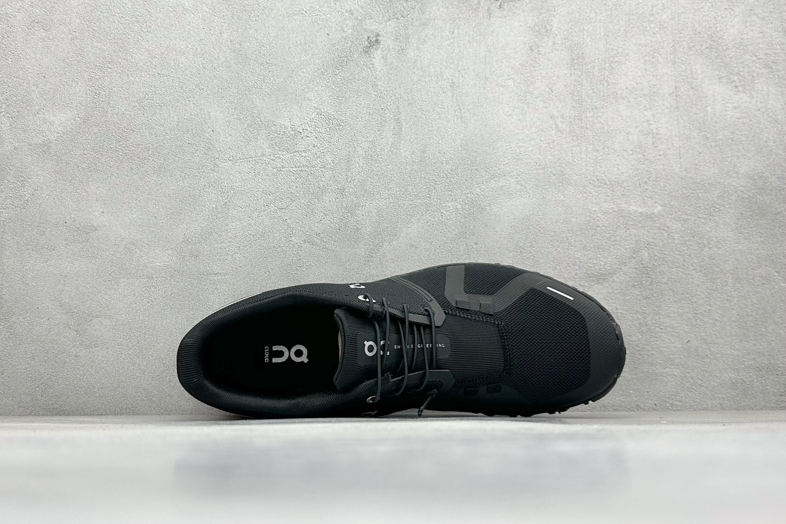 图片[3]-On昂跑 Cloud 6 低帮轻量舒适多功能休闲运动鞋 采用工程飞织网布组合再生聚酯纤维鞋面材质搭载独家隐藏速度中板 镂空CloudTec科技泡棉缓震中底 黑科技跑出圈的时尚运动新宠 尺码：36-45-选品中心