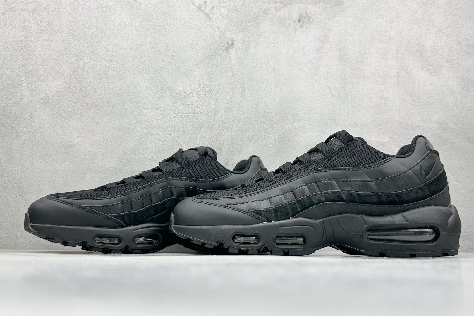 图片[5]-Nike Air Max 95 复古减震气垫跑鞋 货号：CI3705-001  尺码：36 36.5 37.5 38 38.5 39 40 40.5 41 42 42.5 43 44 44.5 45 46 47-选品中心