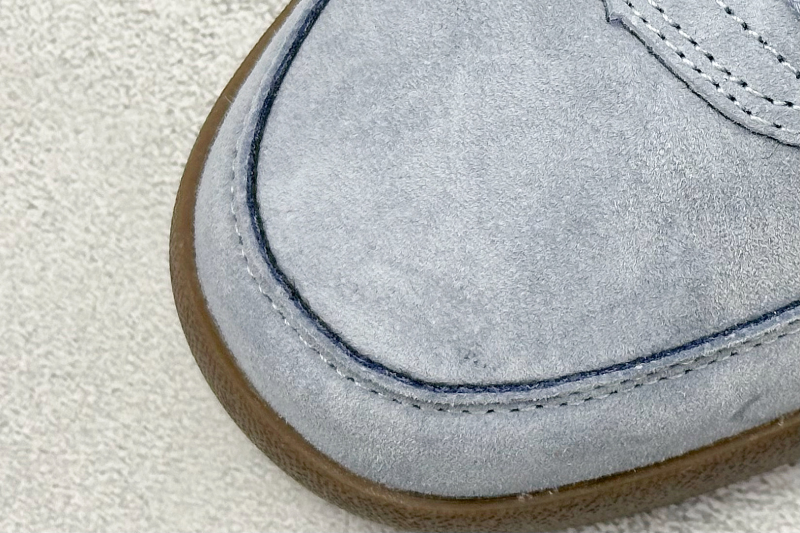 图片[7]-Nike Killshot 2 复古限定 耐克复古舒适防滑轻便低帮板鞋 此次品牌选用Nike旗下经典带款NikeKillshot 鞋款为蓝本，采用帆白色、藏蓝色和生胶色的配色设计。帆布与魔皮材质打造的鞋身，质感十足。 货号：FQ8903-401 尺码：36 36.5 37.5 38 38.5 39 40 40.5 41 42 42.5 43 44 45-选品中心