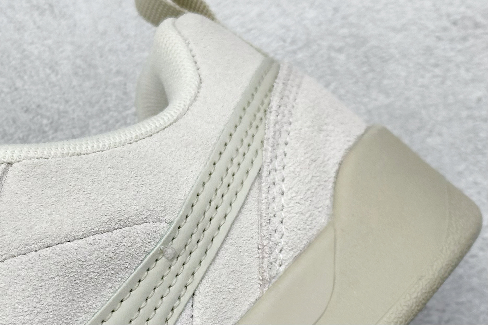 150 TG版 Puma Park Lifestyle 彪马防滑耐磨低帮德训板鞋 401606-03