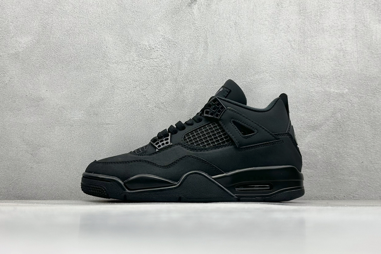 F性价比 Air Jordan AJ4 Retro 原楦原纸板同源开发 完美呈现乔4的版型 内侧正确双色网格 还原细节 正确气垫颜色 正确网格工艺 正确拉帮工艺 全鞋原装材料制作 原档案原模具打造 货号：FV5029-010 尺码：36-48-选品中心