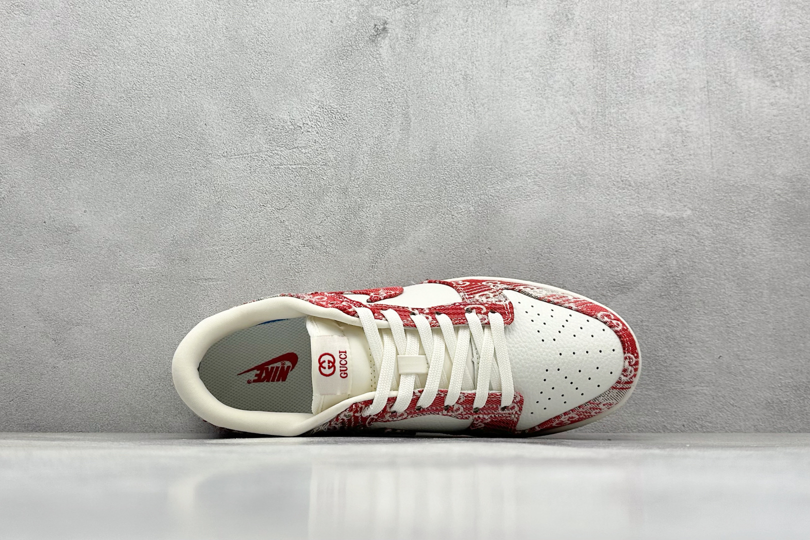 图片[3]-SC版Nike SB Dunk Low 古驰联名 灰红牛仔 周年高端定制 低帮休闲板鞋  #定制鞋盒 大厂纯原品质出货 超高清洁度 皮料切割干净无任何毛边 细节完美   货号：SC9207-417 尺码：36 36.5 37.5 38 38.5 39 40 40.5 41 42 42.5 43 44 44.5 45-选品中心