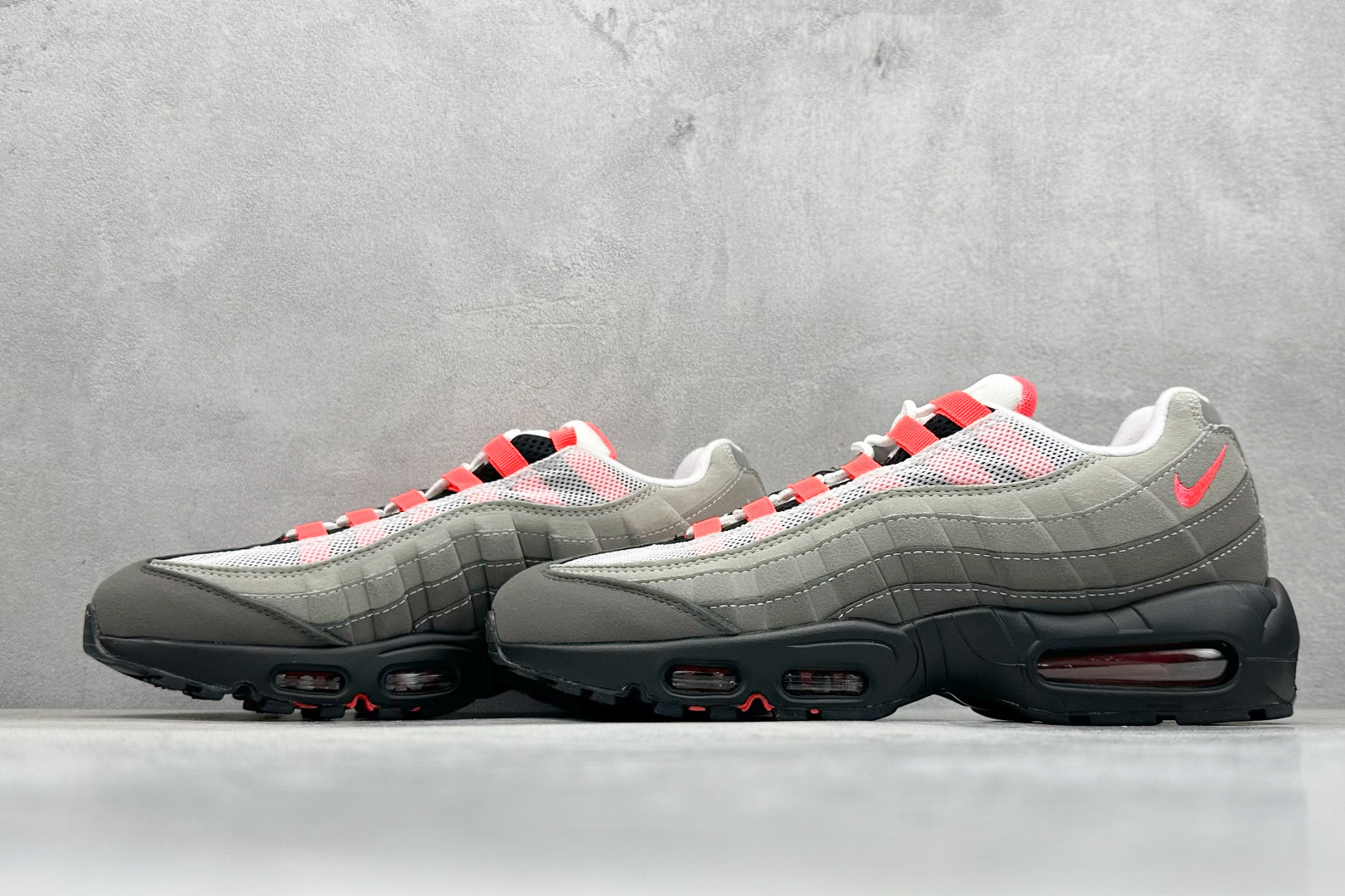图片[5]-Nike Air Max 95 复古减震气垫跑鞋 货号：AT2865-100  尺码：36 36.5 37.5 38 38.5 39 40 40.5 41 42 42.5 43 44 44.5 45 46 47-选品中心
