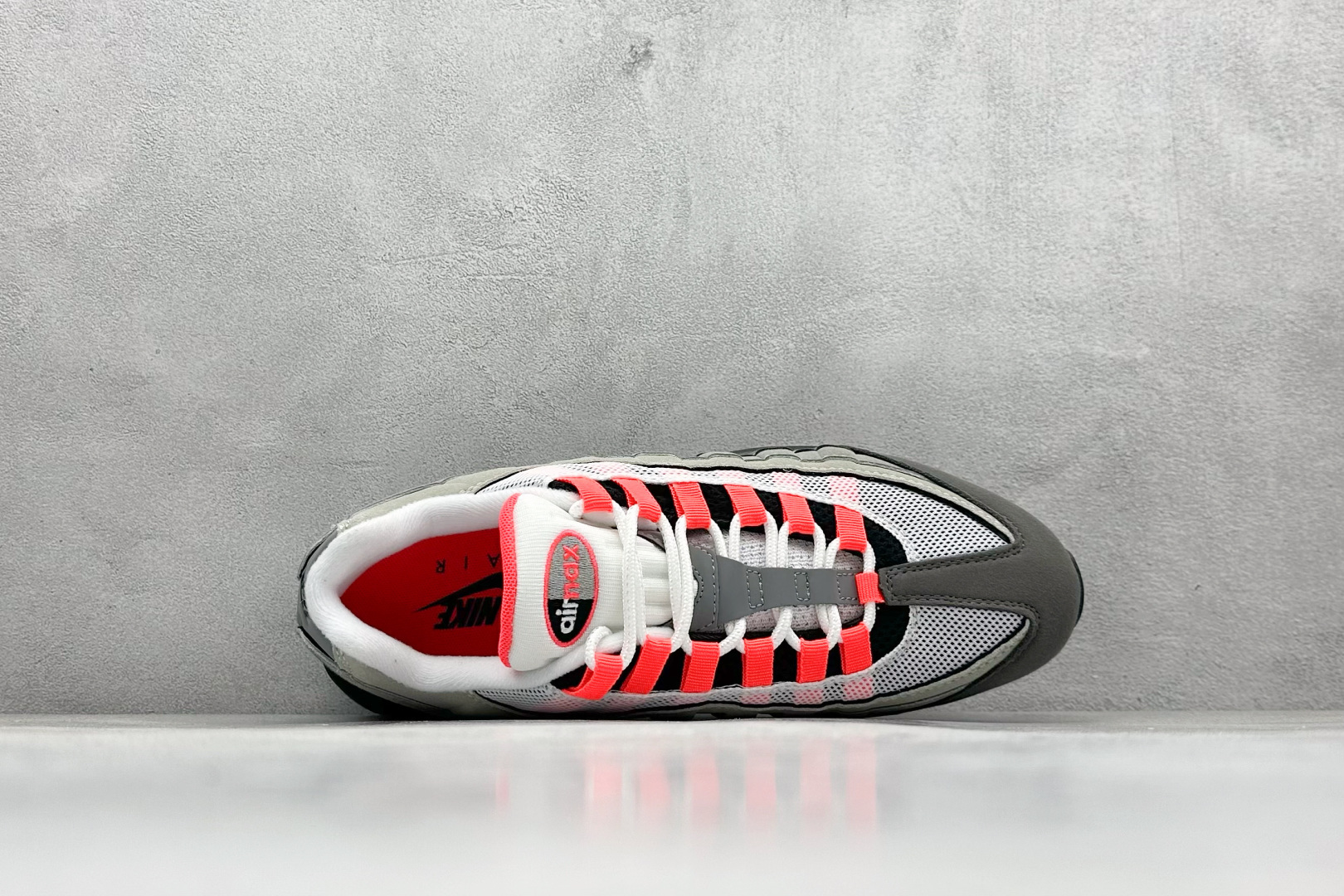 图片[3]-Nike Air Max 95 复古减震气垫跑鞋 货号：AT2865-100  尺码：36 36.5 37.5 38 38.5 39 40 40.5 41 42 42.5 43 44 44.5 45 46 47-选品中心