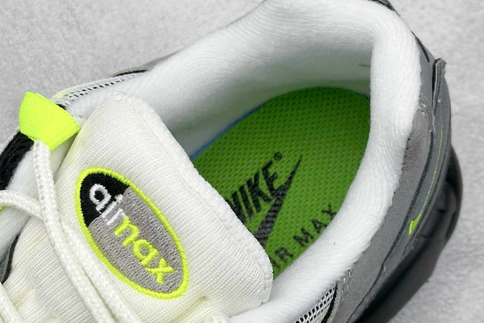 图片[8]-Nike Air Max 95 复古减震气垫跑鞋 货号：307960-002  尺码：36 36.5 37.5 38 38.5 39 40 40.5 41 42 42.5 43 44 44.5 45 46 47-选品中心