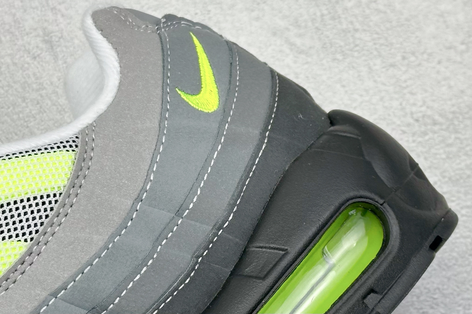 图片[9]-Nike Air Max 95 复古减震气垫跑鞋 货号：307960-002  尺码：36 36.5 37.5 38 38.5 39 40 40.5 41 42 42.5 43 44 44.5 45 46 47-选品中心