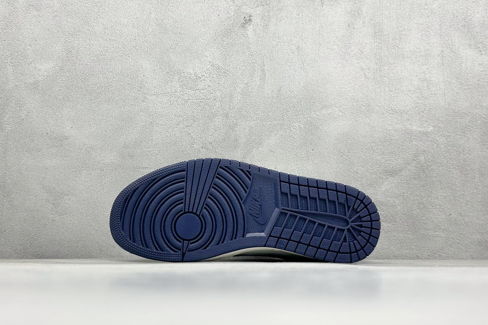 200 Travis Scott x Nike Air Jordan 1 Low x Superme Air Jordan 1 Low 反转蓝白小勾满天星倒钩 JW1188-132