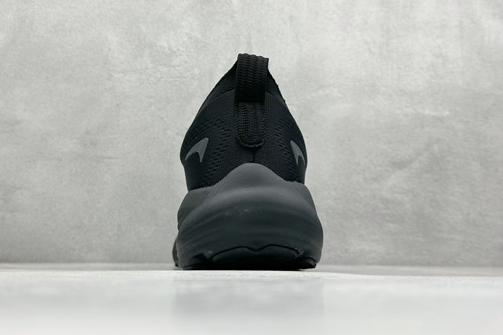 图片[6]-Brooks 布鲁克斯 Glycerin 22 超弹轻盈跑步鞋 采用改进工程空气网眼组合热熔工艺 鞋面材质搭载DNA LOFT V2密度泡棉缓震系统 中底外置防滑耐磨橡胶底片 货号： 110445 1D 020 尺码：36 37 38 39 40 40.5 41 42 42.5 43 44 45-选品中心