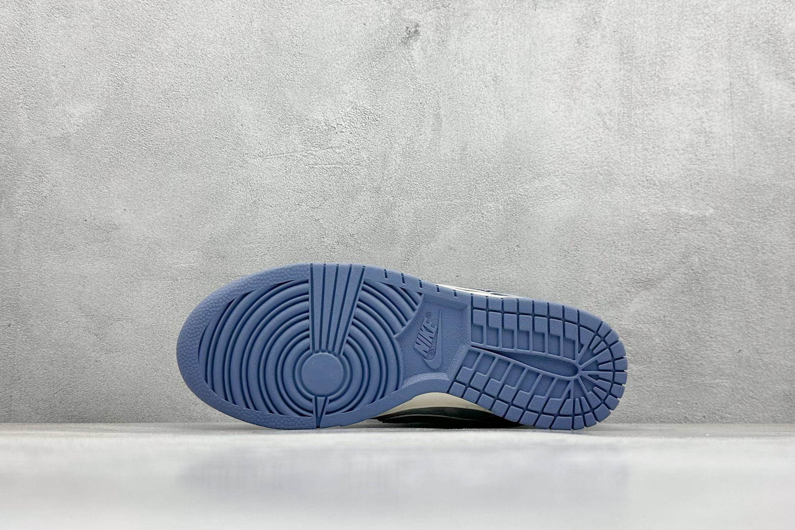 图片[4]-BF Otomo Katsuhiro x Nk SB Dunk Low \”Steamboy OST\” 创意定制联乘 大友克洋联名 SB低帮运动休闲板鞋 货号：DR3369-526 尺码：36 36.5 37.5 38 38.5 39 40 40.5 41 42 42.5 43 44 44.5 45-选品中心