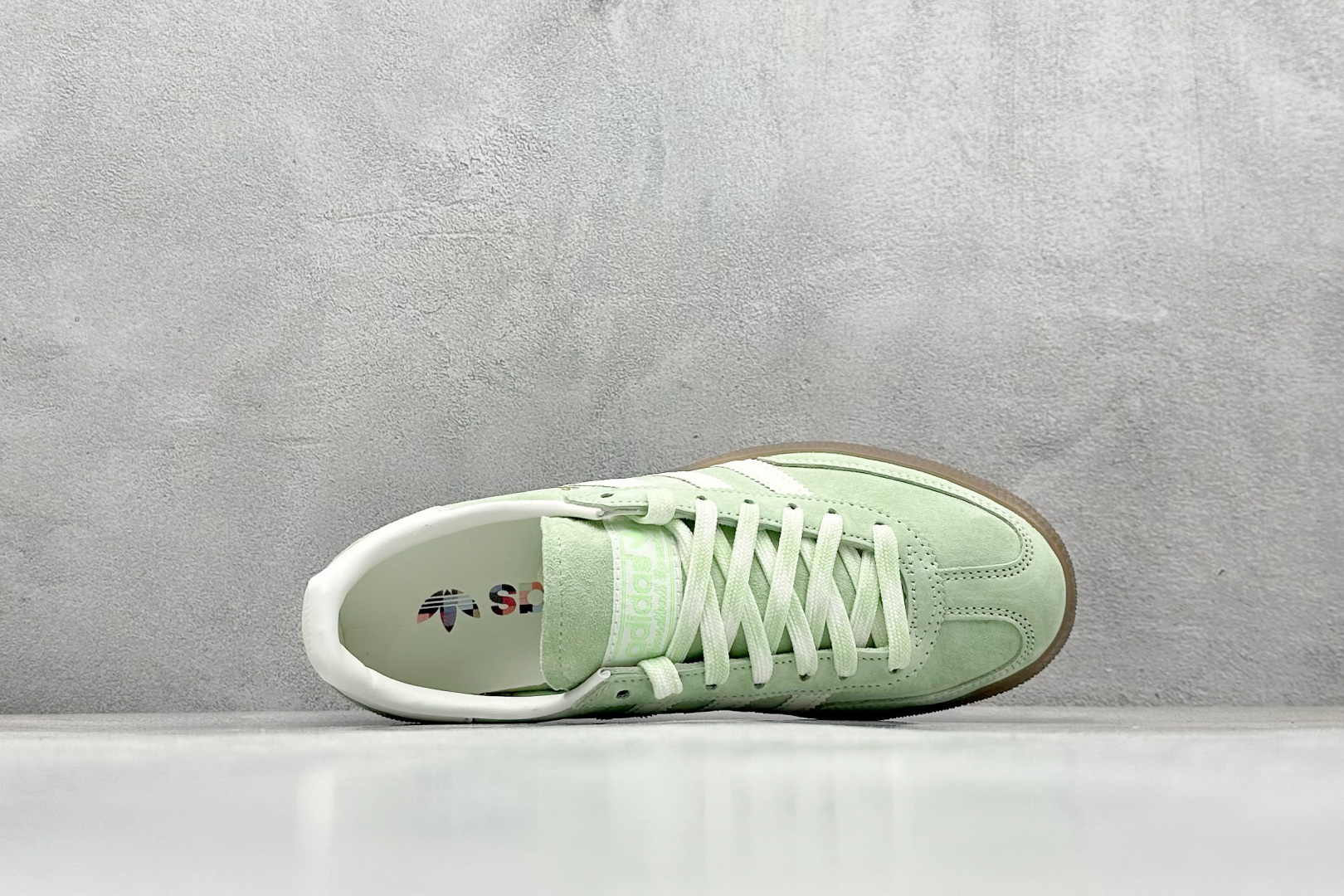 图片[3]-S2Adidas Handball Spezial 复古单品 阿迪达斯经典款复古休闲板鞋 #原厂原档案开发出品 皮料切割干净无任何毛边 鞋型细节完美 超高清洁度 货号：KI5932 尺码：36 36.5 37 38 38.5 39 40 40.5 41 42 42.5 43 44 45-选品中心