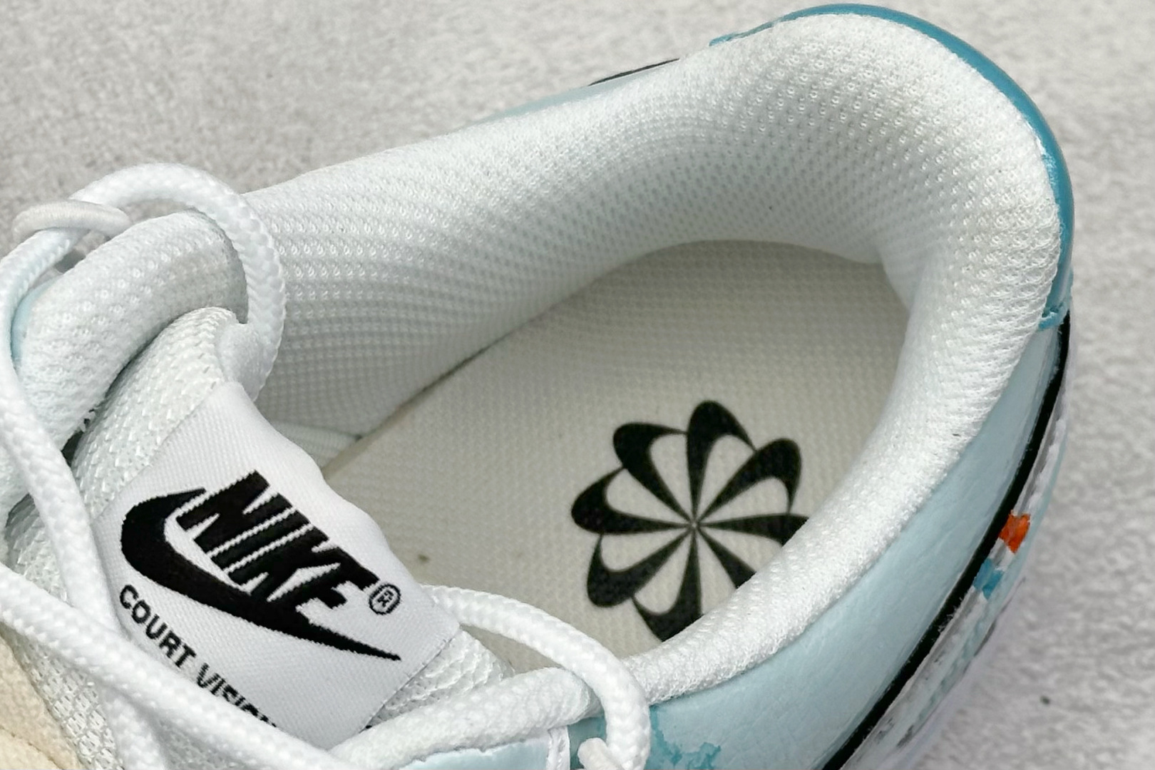 
Nike Court Vision Low 绑带手绘涂鸦 
休闲运动板鞋 纯原版本
低帮百搭透气休闲运