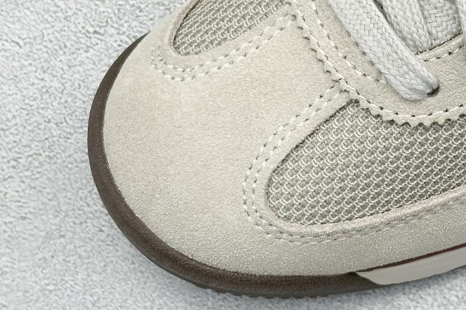 图片[7]-AD Originals SL 72 RS 阿迪经典复古慢跑鞋  #鞋款采用舒爽尼龙鞋面、绒面革饰面和皮革细节等设计。与此同时，搭载着 Ecotex 鞋舌，更添质感；EVA 中底设计助你舒适出行；经典低帮设计和橡胶外底，旨在打造时尚型格。  货号：JI2485 尺码：36-45-选品中心