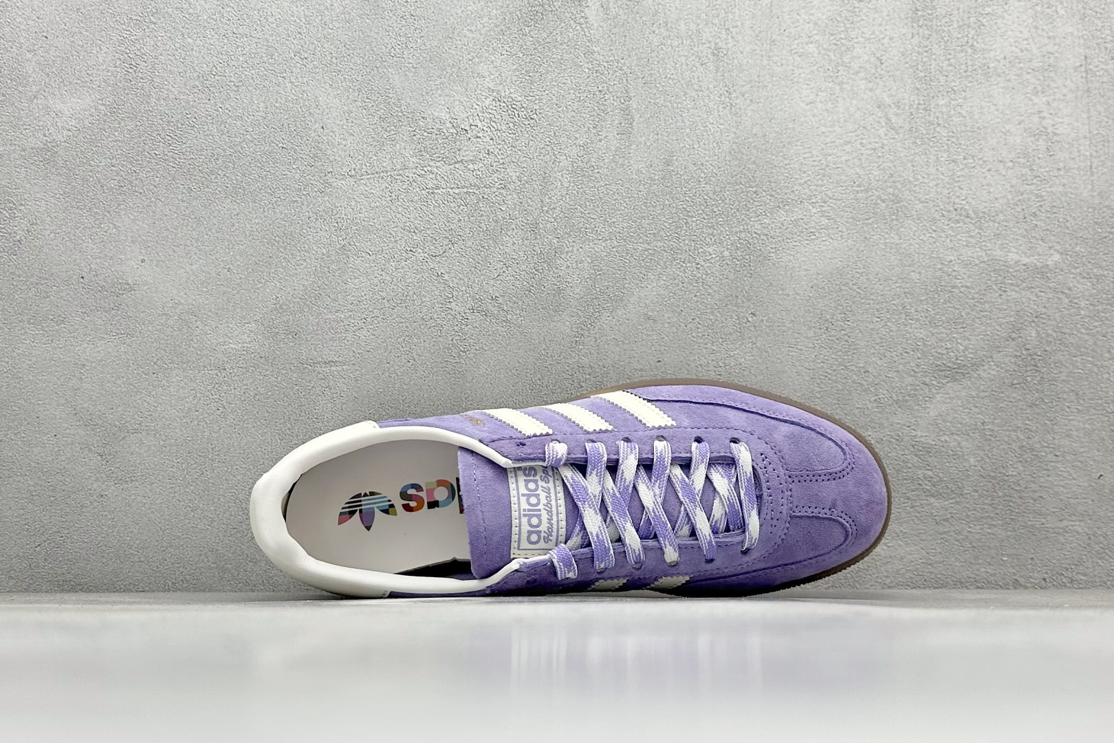 图片[3]-Adidas Handball Spezial 阿迪达斯经典款复古休闲板鞋 #原厂原档案开发出品 皮料切割干净无任何毛边 鞋型细节完美 超高清洁度 货号：KI5935 尺码：35 36 36.5 37 38 38.5 39 40 40.5 41 42 42.5 43 44 44.5 45-选品中心