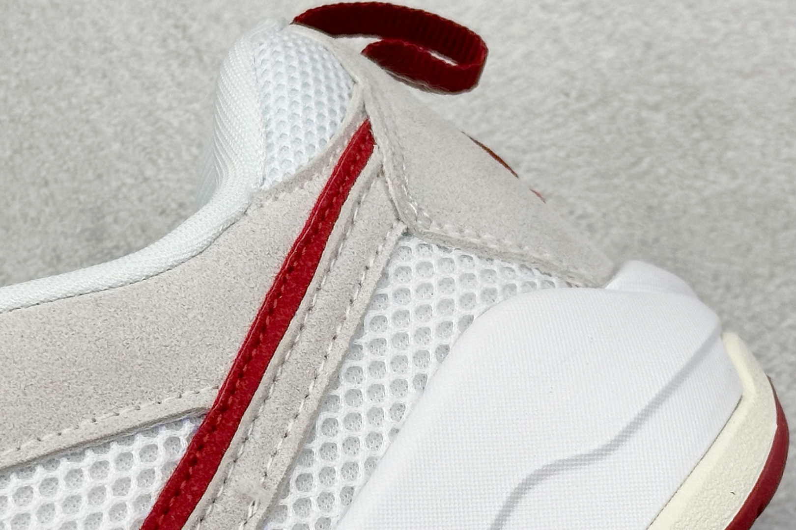 图片[9]-NK Air JORDAN CMFT ERA 复古单品 模具数据档案开发制造 纯粹还原公司版型鞋型 公司正确鞋面纹路 中底Formula 23缓震系统原厂鞋舌厚度海绵 原厂高频侧边字体模油墨印刷 原厂高弹材质鞋垫 回弹性跟公司一致 原中底布缝合走线以及注脚孔和钢印 货号：HJ6777 116 尺码：36 36.5 37.5 38 38.5 39 40 40.5 41 42 42.5 43 44 44.5 45 46-选品中心