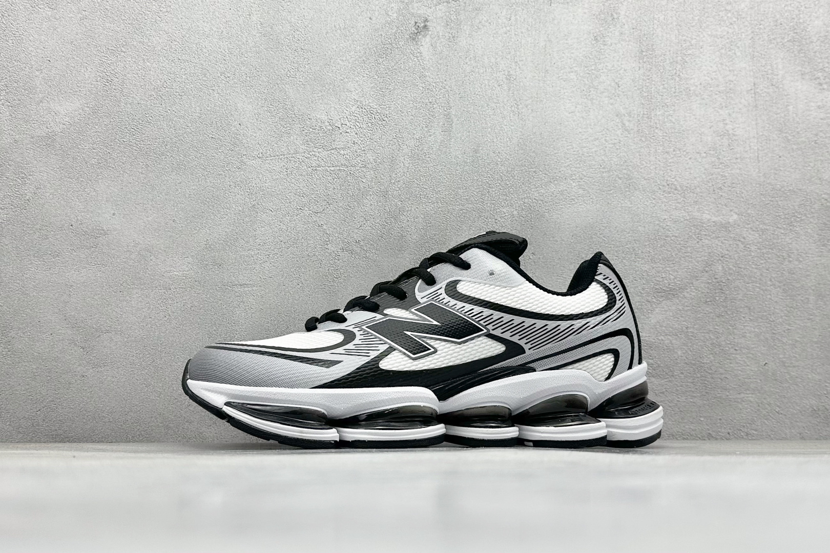 New Balance 2000系列复古老爹风休闲运动慢跑鞋 货号：U2000COB  尺码：36 37 37.5 38 38.5 39 40 40.5 41 42 42.5 43 44 44.5 45 46-选品中心