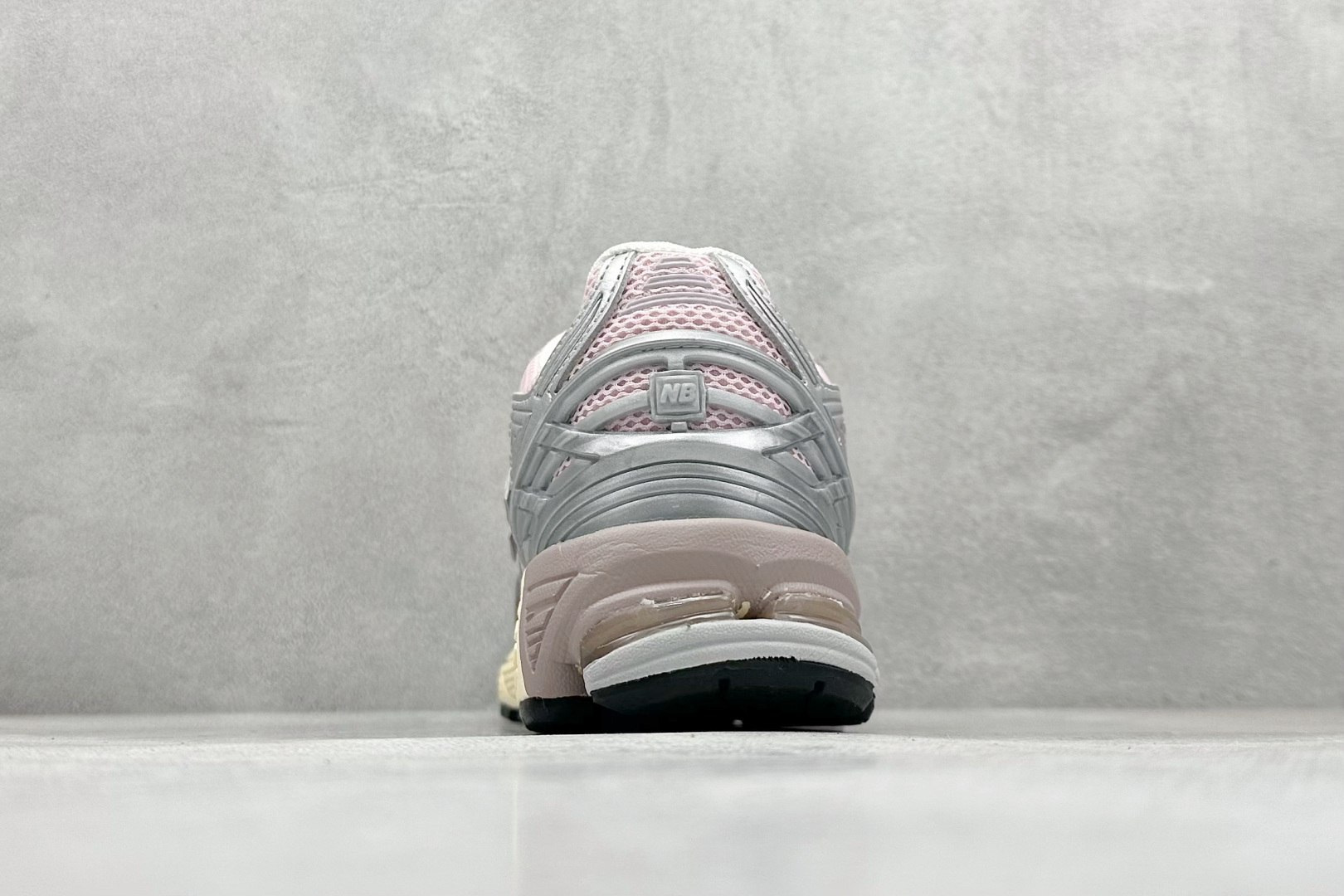 190 New Balance 1906系列复古老爹风休闲运动慢跑鞋 U1906RNF-Chinese UA Cheap High Quatity Brand Clothes Bags handbags Sneakers wholesale wholesaler seller from China Factory suppliers Fashion Clothing Shoes best Quality Beautiful Price 190 New Balance 1906系列复古老爹风休闲运动慢跑鞋 U1906RNF