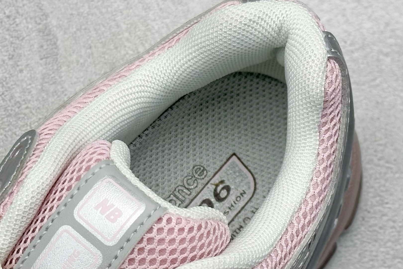 190 New Balance 1906系列复古老爹风休闲运动慢跑鞋 U1906RNF-Chinese UA Cheap High Quatity Brand Clothes Bags handbags Sneakers wholesale wholesaler seller from China Factory suppliers Fashion Clothing Shoes best Quality Beautiful Price 190 New Balance 1906系列复古老爹风休闲运动慢跑鞋 U1906RNF