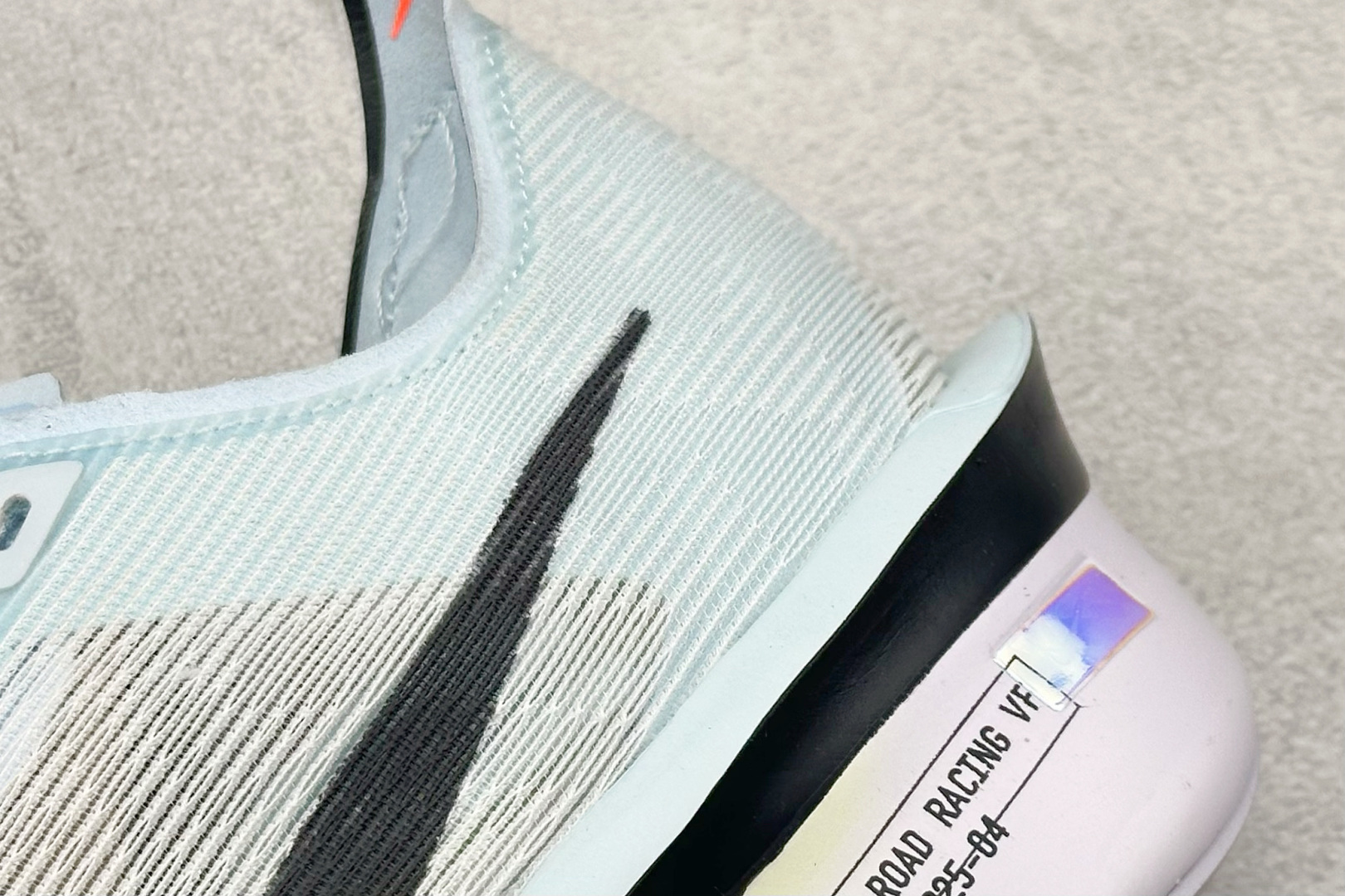 图片[9]-XL版Nk ZoomX Vaporfly NEXT% 4 马拉松系列公路竞速超轻缓震透气网纱运动跑步鞋 鞋款轻盈，同时保持出色性能表现 无论是日常畅跑还是马拉松，皆可轻松驾驭 货号：HF6412-400-选品中心