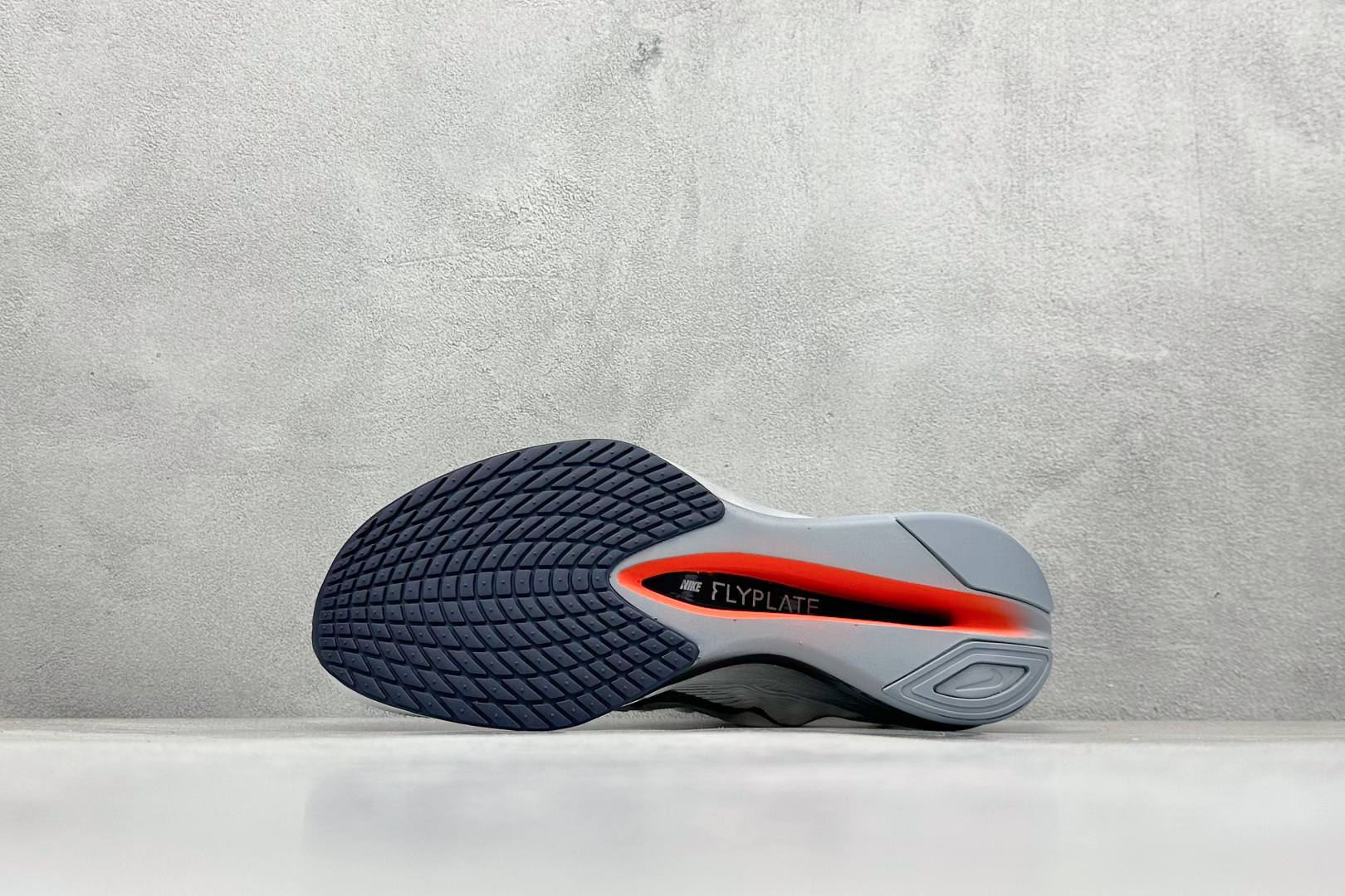 图片[4]-XL版Nk ZoomX Vaporfly NEXT% 4 马拉松系列公路竞速超轻缓震透气网纱运动跑步鞋 鞋款轻盈，同时保持出色性能表现 无论是日常畅跑还是马拉松，皆可轻松驾驭 货号：HF6412-100-选品中心