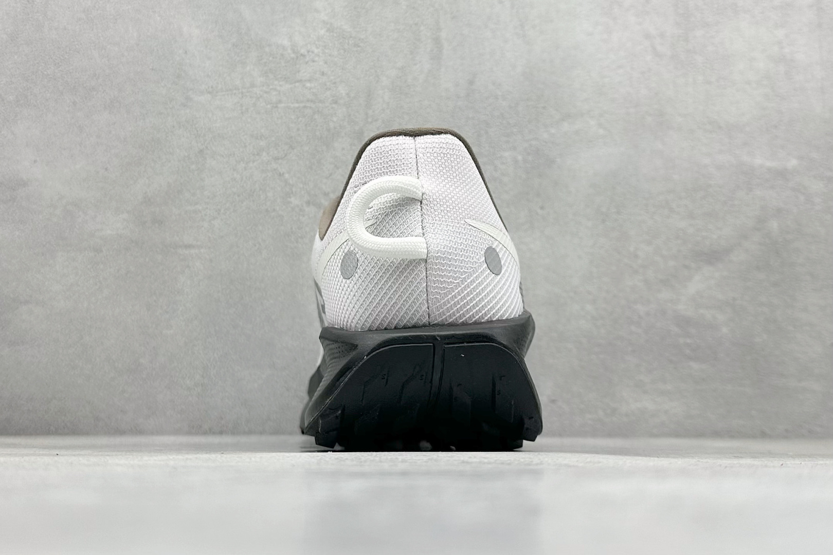 图片[6]-XL版 NK REACTX PEGASUS TRAIL 5 网面透气跑鞋原档案数据编织面 原盒原配 QC检验、钢印 俱全原底科技 同步原版 脚感堪比Boost 登月兼顾迅疾外观和稳固脚感 后跟覆面和中足动态支撑巧妙融合 缔造稳定顺畅的迈步体验 货号：IB7667-001 尺码：36-45-选品中心