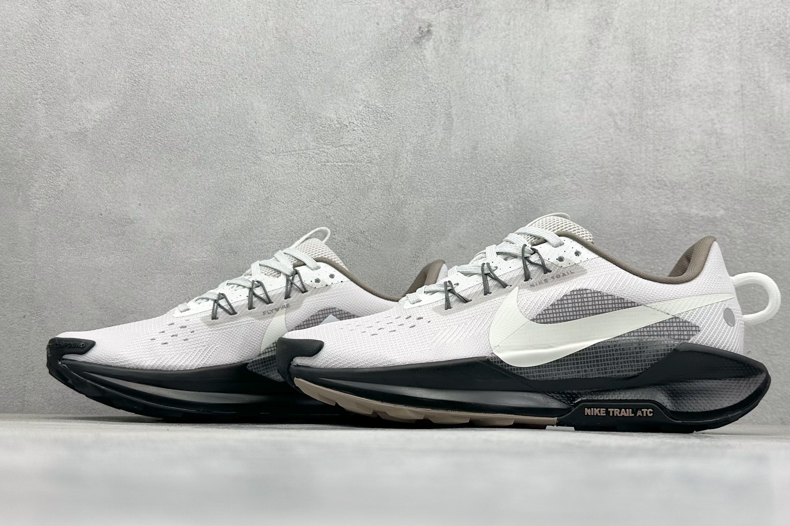 图片[5]-XL版 NK REACTX PEGASUS TRAIL 5 网面透气跑鞋原档案数据编织面 原盒原配 QC检验、钢印 俱全原底科技 同步原版 脚感堪比Boost 登月兼顾迅疾外观和稳固脚感 后跟覆面和中足动态支撑巧妙融合 缔造稳定顺畅的迈步体验 货号：IB7667-001 尺码：36-45-选品中心