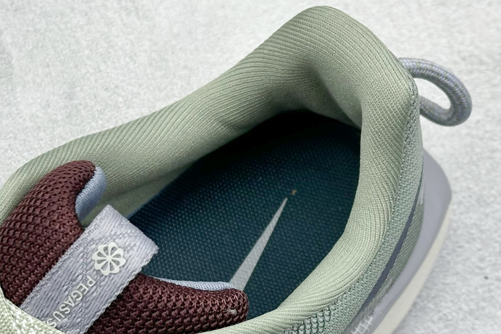 图片[8]-XL版 NK REACTX PEGASUS TRAIL 5 网面透气跑鞋原档案数据编织面 原盒原配 QC检验、钢印 俱全原底科技 同步原版 脚感堪比Boost 登月兼顾迅疾外观和稳固脚感 后跟覆面和中足动态支撑巧妙融合 缔造稳定顺畅的迈步体验 货号：DV3864-300 尺码：36-45-选品中心