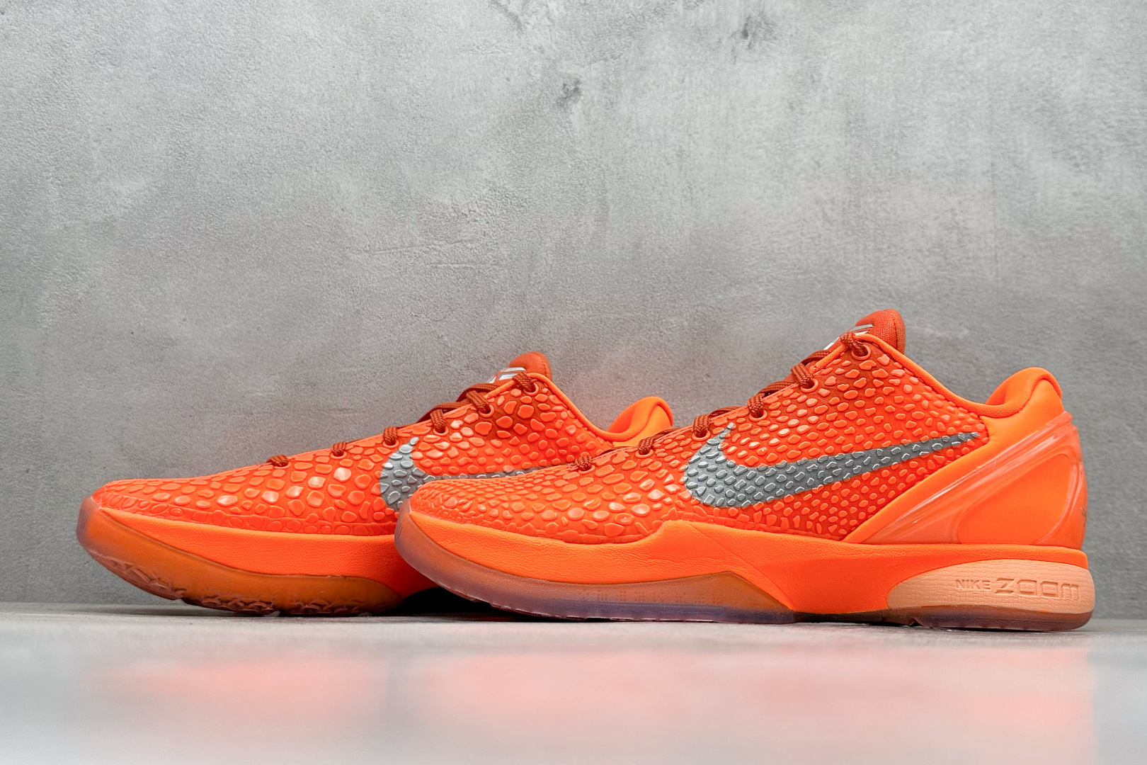 图片[5]-纯原Nk Kobe VI Protro 6 科比6代 男子实战篮球鞋  #PROTRO复刻版开发货品 全鞋身材料卡色独家定制 SWOOSH 蛇鳞 正确珠光效果（内嵌珍珠粉）  #鞋身尊贵黑金色调 前掌ZOOM TURBO 后掌马蹄zoom缓震 内置全真动态飞线 独家复刻U型缓震垫带独立钢印十年情怀 这里完美落地 致力打造最强ZK系列！ 货号：IH1871-800  尺码：39 40 40.5 41 42 42.5 43 44 44.5 45 46 47.5-选品中心