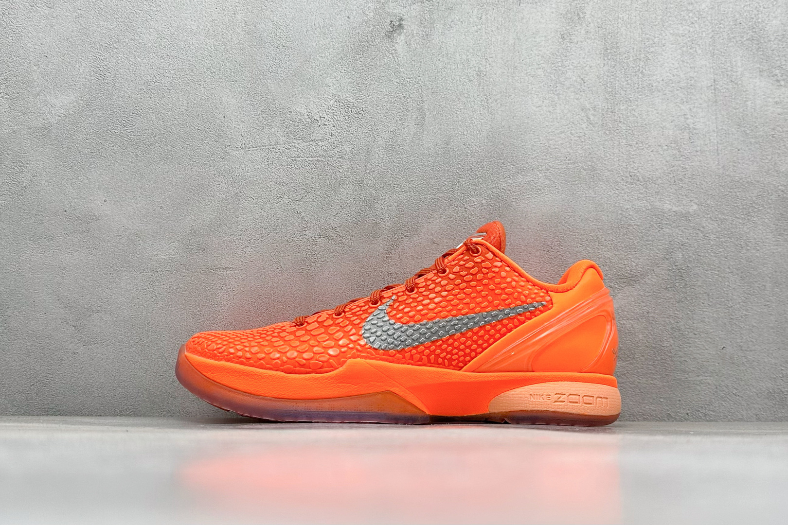 纯原Nk Kobe VI Protro 6 科比6代 男子实战篮球鞋  #PROTRO复刻版开发货品 全鞋身材料卡色独家定制 SWOOSH 蛇鳞 正确珠光效果（内嵌珍珠粉）  #鞋身尊贵黑金色调 前掌ZOOM TURBO 后掌马蹄zoom缓震 内置全真动态飞线 独家复刻U型缓震垫带独立钢印十年情怀 这里完美落地 致力打造最强ZK系列！ 货号：IH1871-800  尺码：39 40 40.5 41 42 42.5 43 44 44.5 45 46 47.5-选品中心