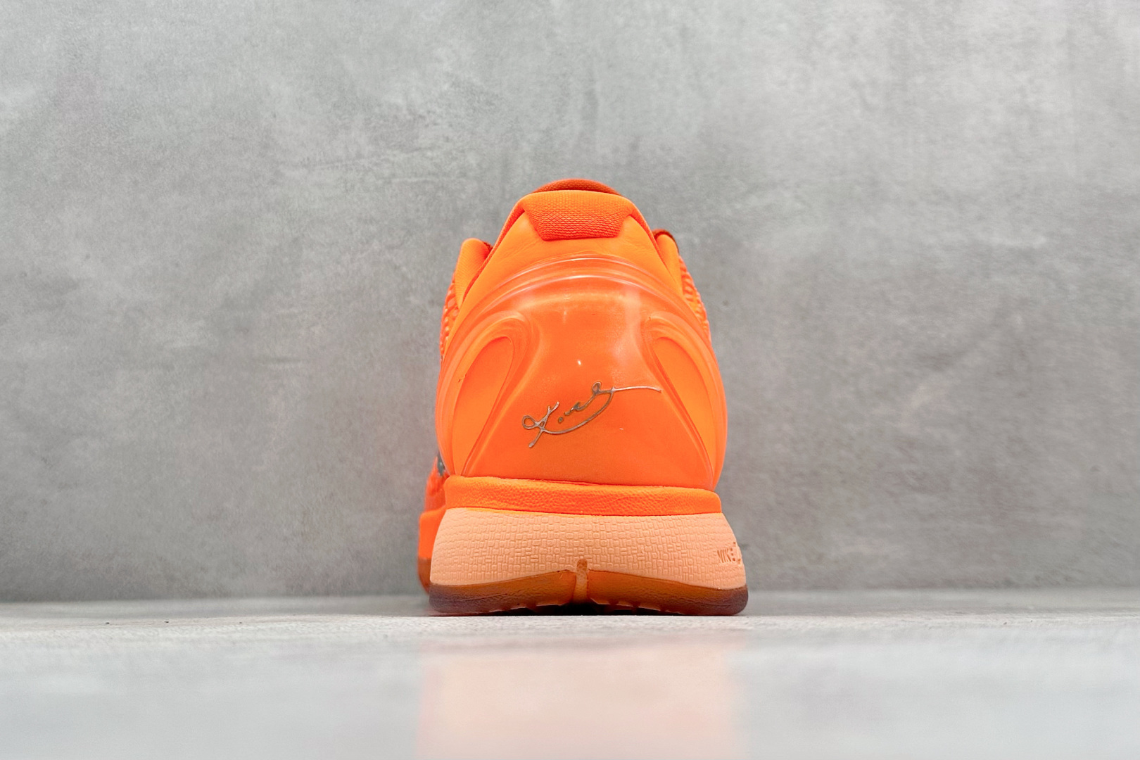 图片[6]-纯原Nk Kobe VI Protro 6 科比6代 男子实战篮球鞋  #PROTRO复刻版开发货品 全鞋身材料卡色独家定制 SWOOSH 蛇鳞 正确珠光效果（内嵌珍珠粉）  #鞋身尊贵黑金色调 前掌ZOOM TURBO 后掌马蹄zoom缓震 内置全真动态飞线 独家复刻U型缓震垫带独立钢印十年情怀 这里完美落地 致力打造最强ZK系列！ 货号：IH1871-800  尺码：39 40 40.5 41 42 42.5 43 44 44.5 45 46 47.5-选品中心