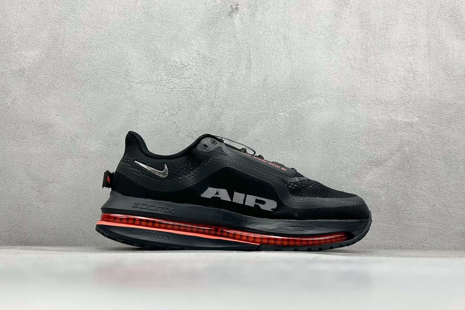 220 I8Nike Air Zoom Pegasus Premium 耐克网面全掌气垫缓震跑鞋  HQ2592-003