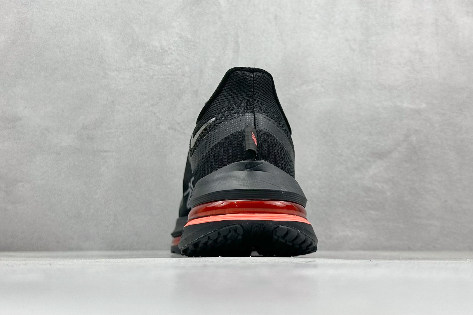 220 I8Nike Air Zoom Pegasus Premium 耐克网面全掌气垫缓震跑鞋  HQ2592-003