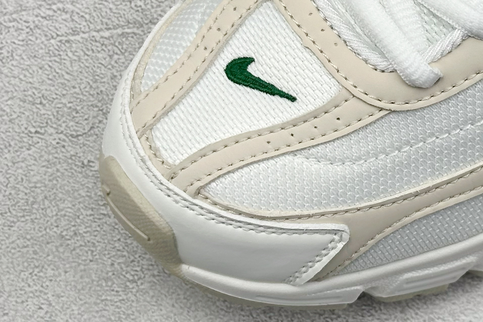 
GX版 Nike Initiator Running 耐克INS
超火复古老爹跑鞋 
独家私模 原鞋 