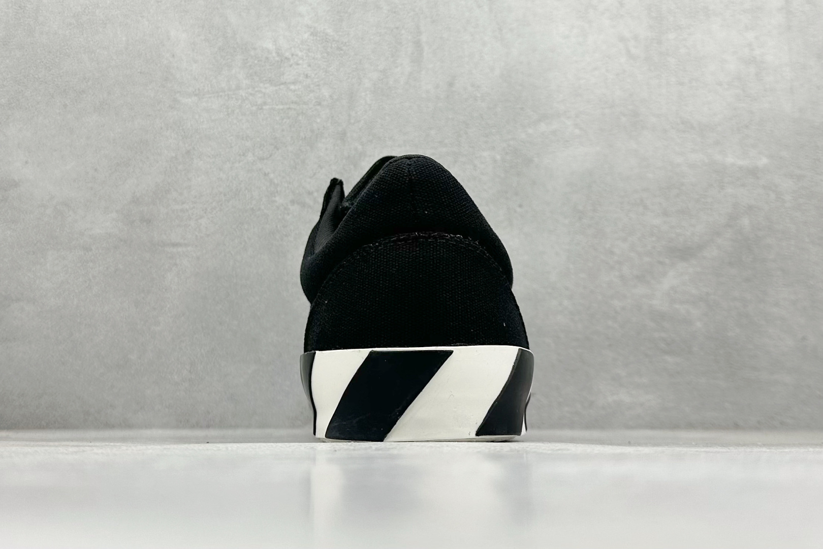 图片[6]-S版OFF-WHITE GYM SHOES LOVERS 舒适百搭防滑耐磨低帮帆布鞋  尺码：36 37 38 39 40 41 42 43 44 45 46 47-选品中心