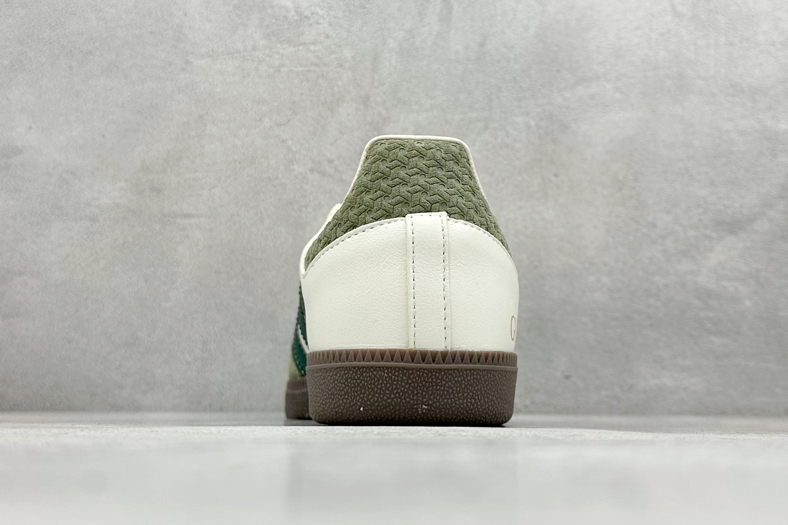 200 adidoriginals Samba OG x GUCCI 绿白 桑巴舞系列复古经典轻便板鞋  GJ75804