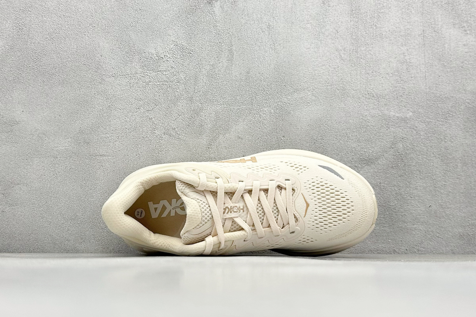 
RS版HOKA ONE ONE Bondi 9 舒适防滑耐磨低帮休闲跑步鞋 

货号：/VCH
尺码：