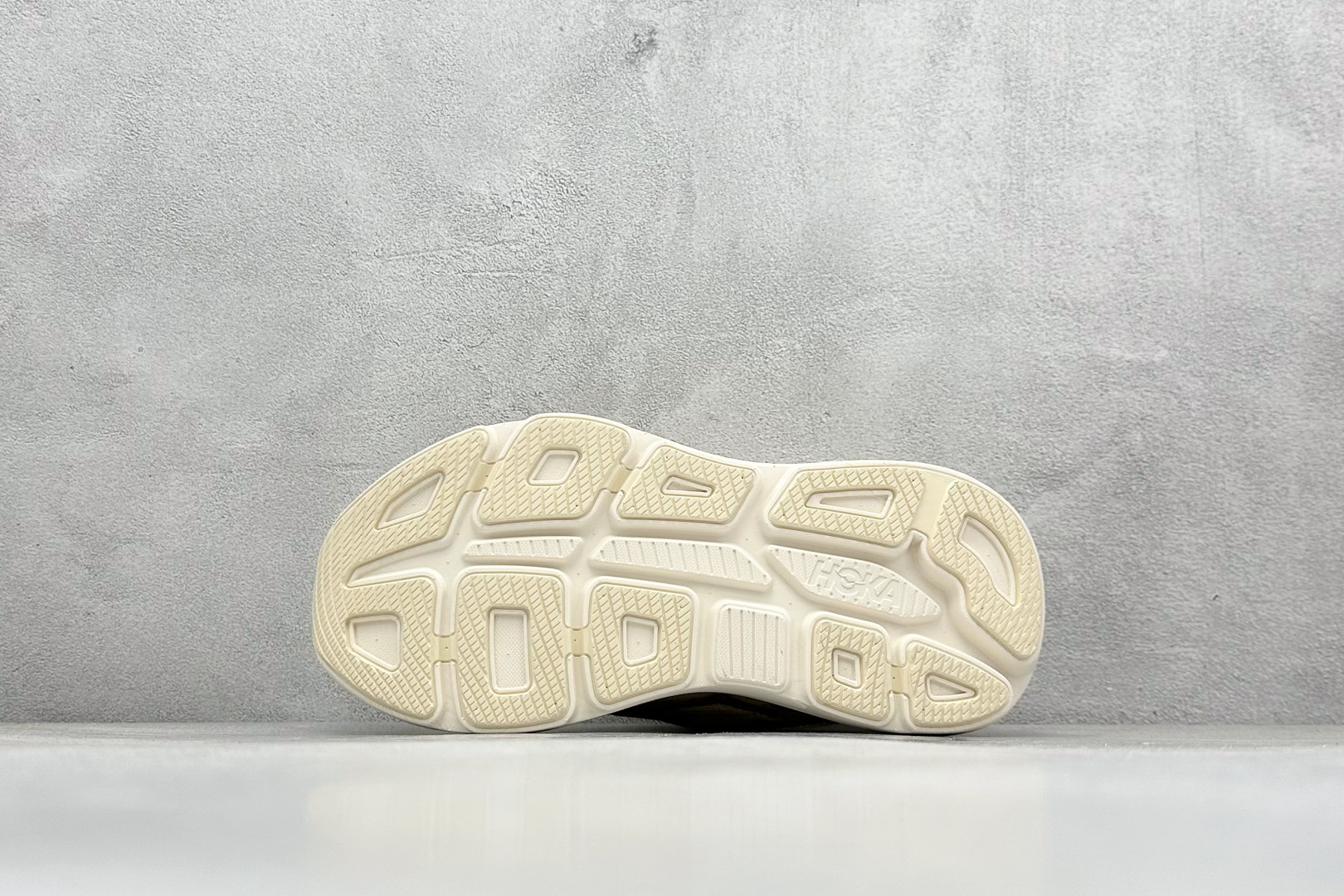 
RS版HOKA ONE ONE Bondi 9 舒适防滑耐磨低帮休闲跑步鞋 

货号：/VCH
尺码：
