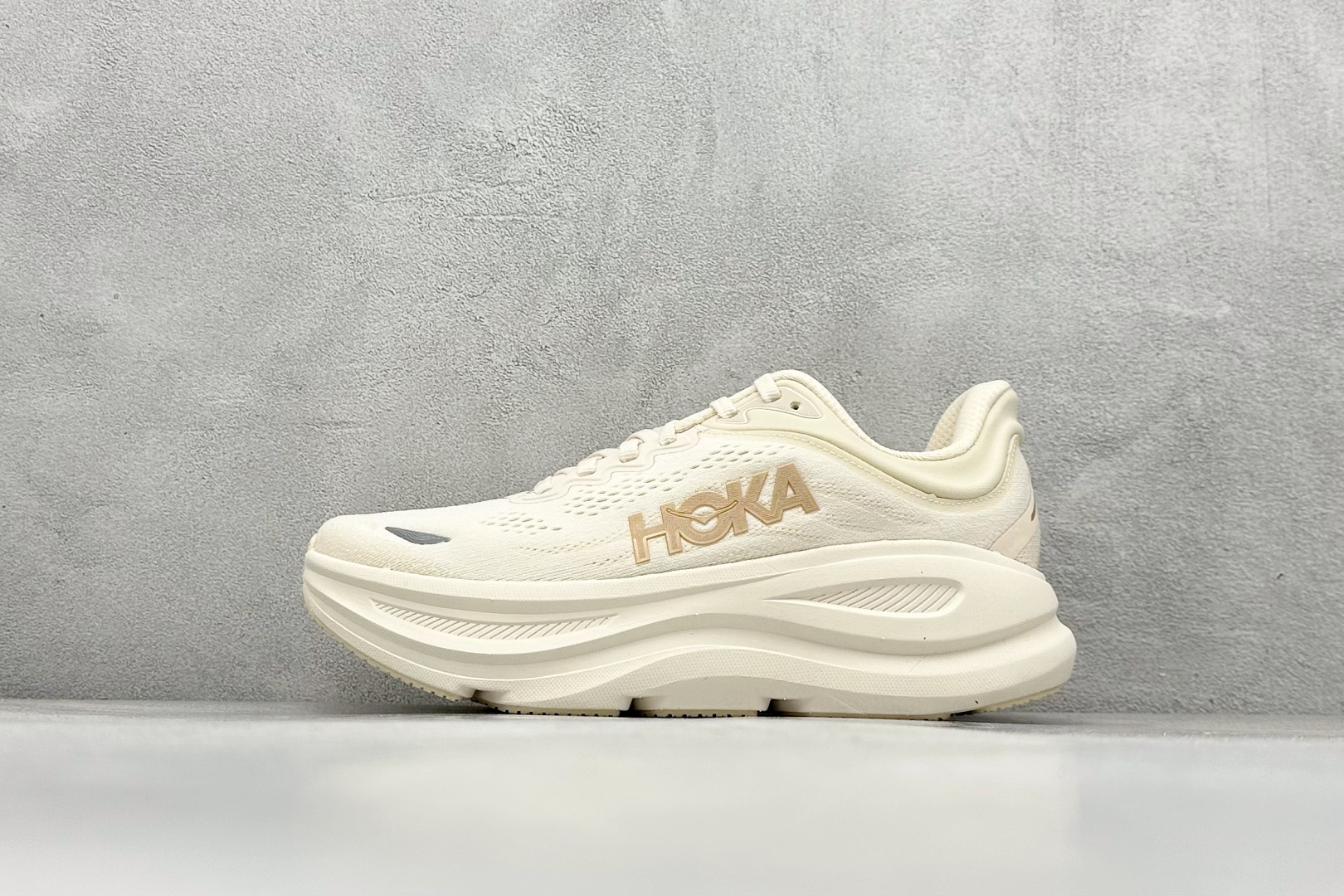 
RS版HOKA ONE ONE Bondi 9 舒适防滑耐磨低帮休闲跑步鞋 

货号：/VCH
尺码：